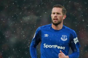 开云APP-太阳完胜雷霆，切特在F1新赛季揭幕战接管比赛