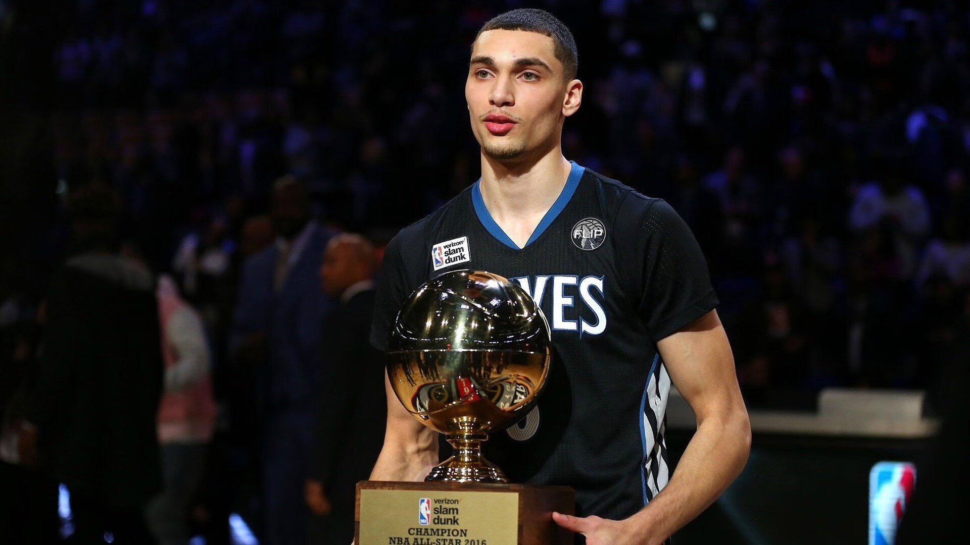 当F1赛道驶入CBA赛场，辽宁逆转湖人背后的冠军方程式